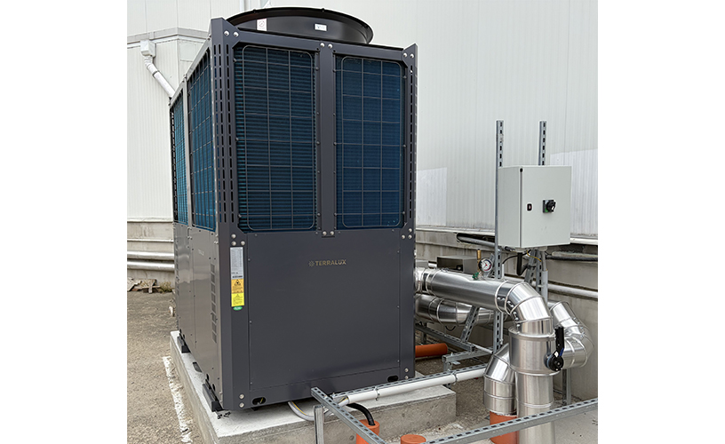 Successful Energy-Efficiency Project with Greenway® Neo Heat Pump N at Szerelvénybolt’s Budaörs Store